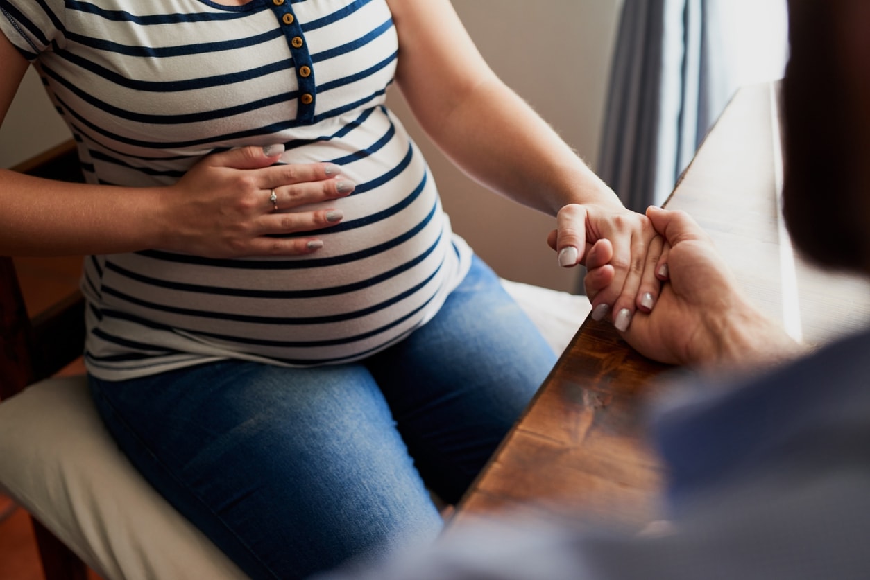 Cosas que debe hablar y considerar con su pareja antes de tener un bebé