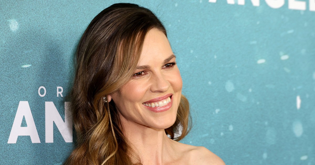 Hilary Swank comparte una rara foto de sus celebraciones navideñas con sus gemelos