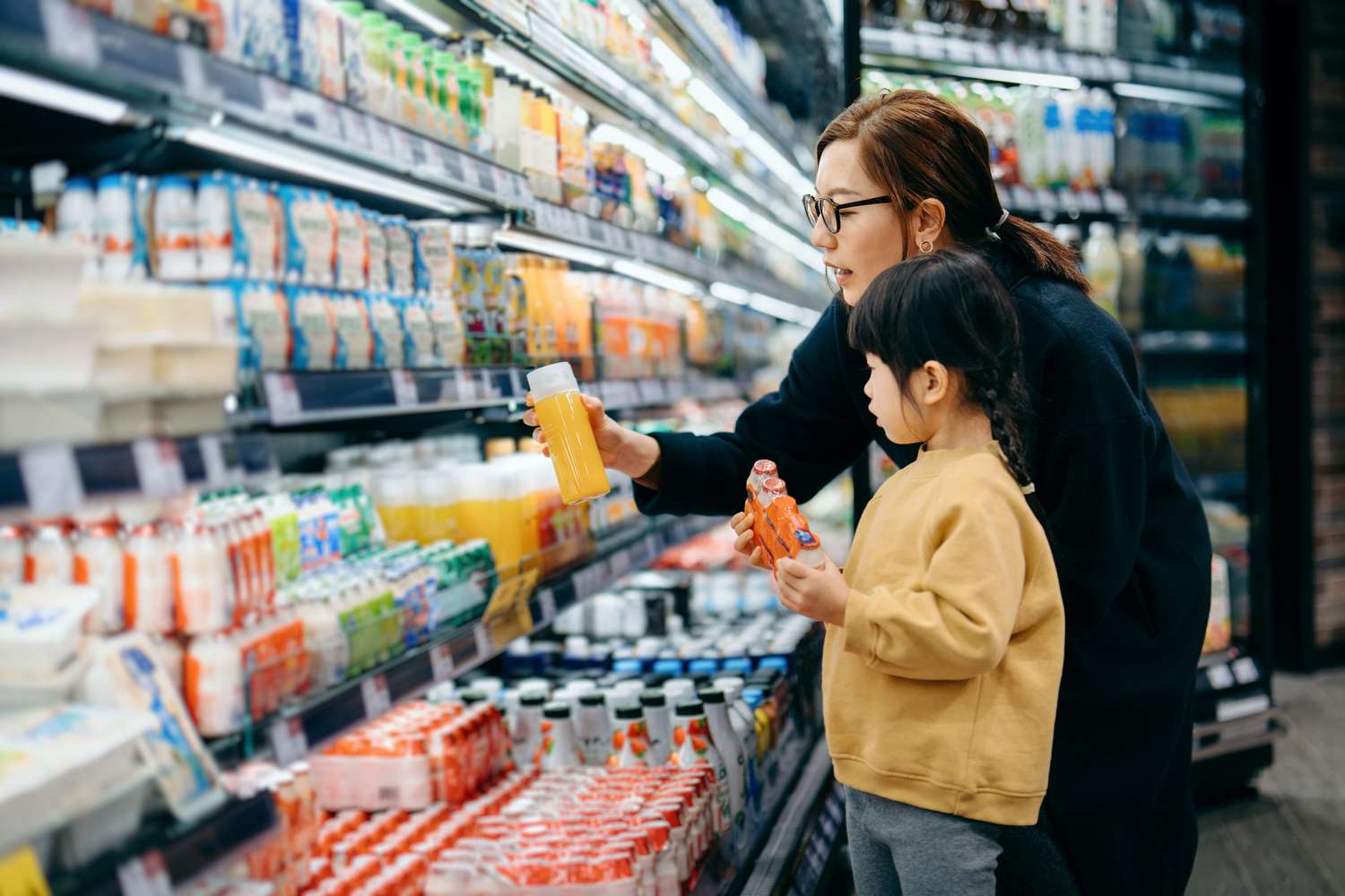 La mayoría de los alimentos para bebés y niños pequeños no cumplen con los estándares nutricionales, según un estudio: ¿Deberías preocuparte?